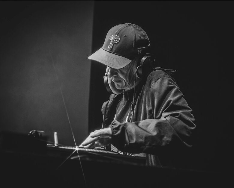 DJ Grazzhoppa