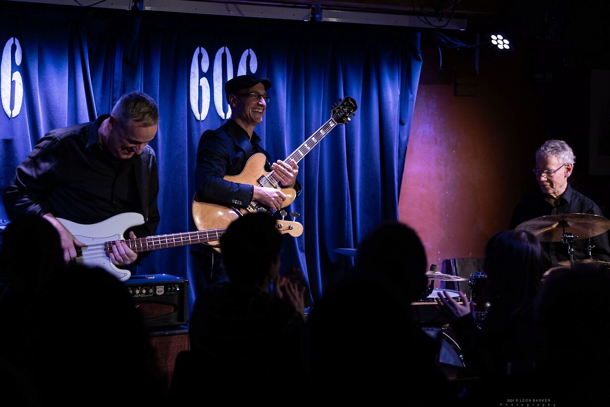 PETE ROTH TRIO featuring BILL BRUFORD