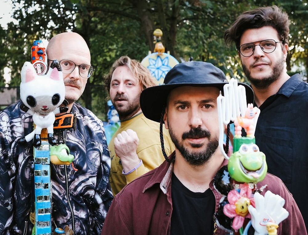 THE HICKEY UNDERWORLD