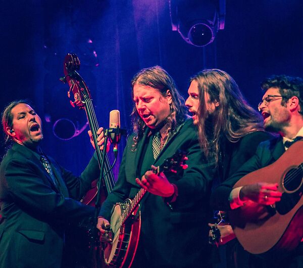 HENHOUSE PROWLERS + THOSE METAL BOYS WITH THEIR METAL TOYS _1