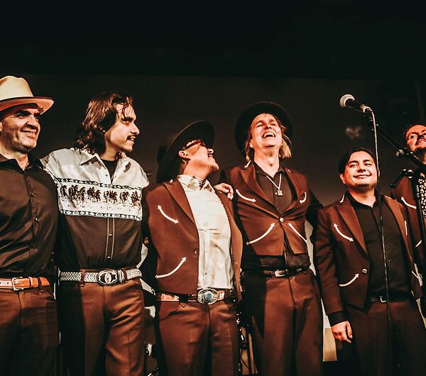 CHUCK PROPHET AND HIS CUMBIA SHOES + DJ PABLO_9