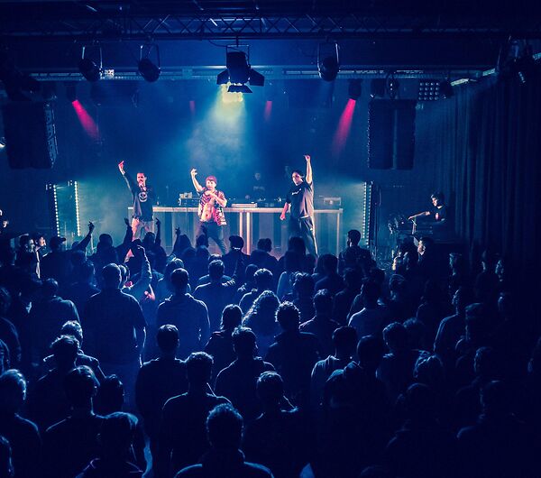 STIKSTOF + RONNYHUANA_5