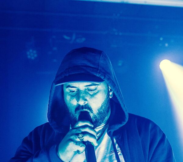 STIKSTOF + RONNYHUANA_2