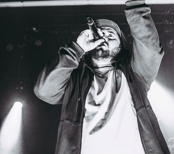 STIKSTOF + RONNYHUANA_1