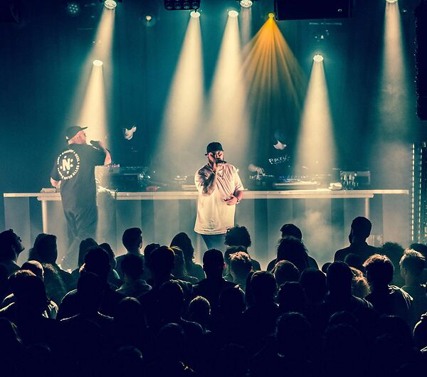 STIKSTOF + RONNYHUANA_4