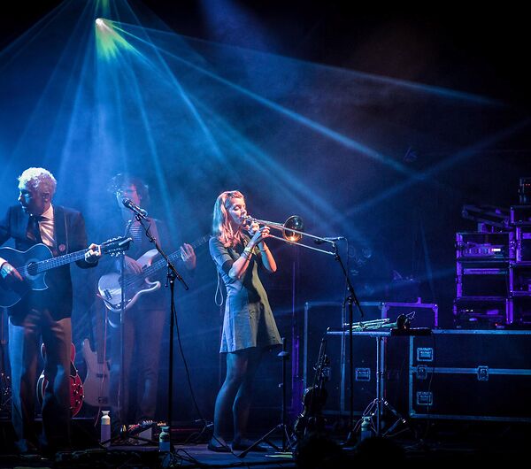 muziekclub N9 op Kasteeldomein van Wippelgem: SPINVIS + USI ES_5