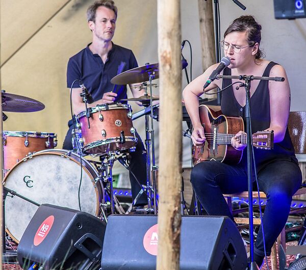 muziekclub N9 in den gevloerden bos: ASTRONAUTE_3