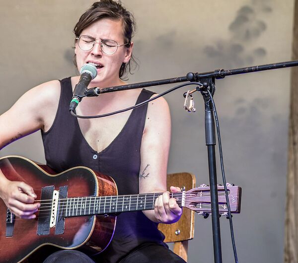 muziekclub N9 in den gevloerden bos: ASTRONAUTE_4