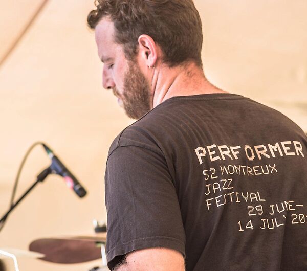 muziekclub N9 in den gevloerden bos: COMMANDER SPOON_4