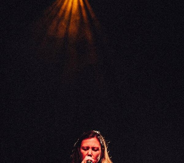 THE DELINES + DJ BACK TO MONO_7