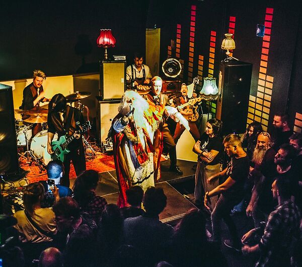 PIGSx7 + ALKERDEEL + AN EVENING WITH KNIVES + ARSON + STEREOSEAT + WHOLES + CLUB KLUNEN DJ'S_11