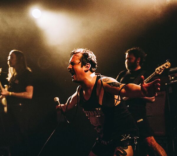 PIGSx7 + ALKERDEEL + AN EVENING WITH KNIVES + ARSON + STEREOSEAT + WHOLES + CLUB KLUNEN DJ'S_8