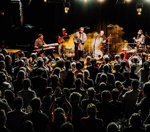 THE HEADHUNTERS + DJ BACK TO MONO_3