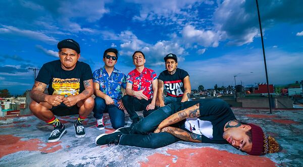 Helden in het park 2026: son rompe pera + ...