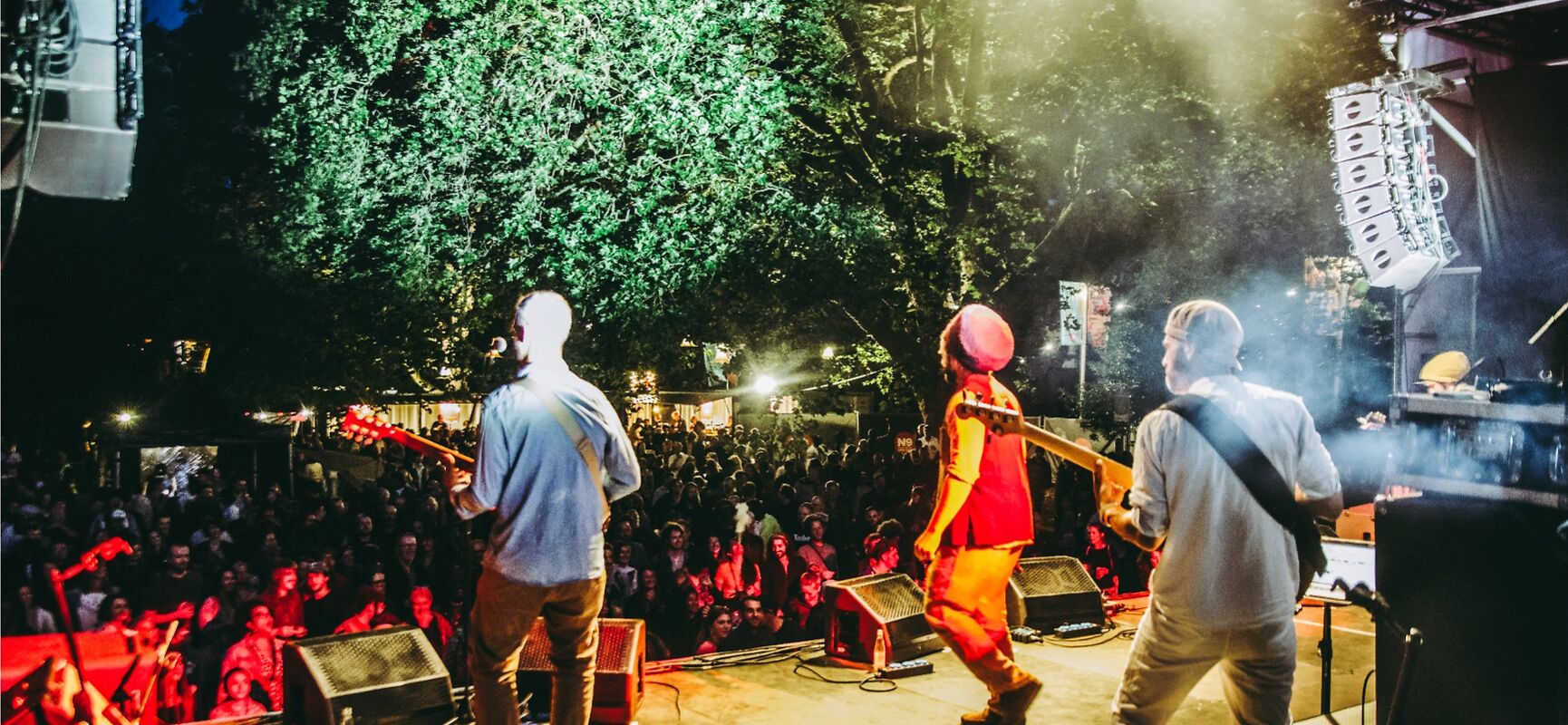 ÉÉN FEESTELIJK WEEKEND